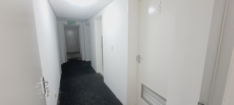 To Let commercial Property for Rent in Bo Oakdale Western Cape